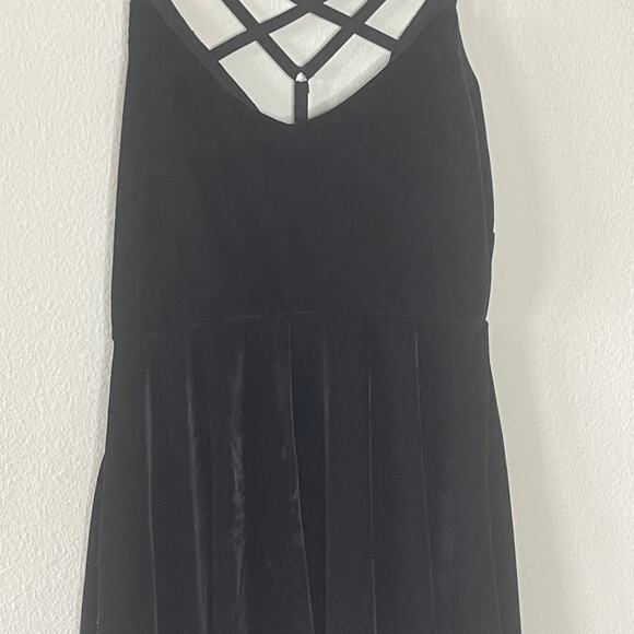 KILLSTAR BLACK MAGICA SKATER VELVET MINI DRESS SIZE M - Picture 6 of 11